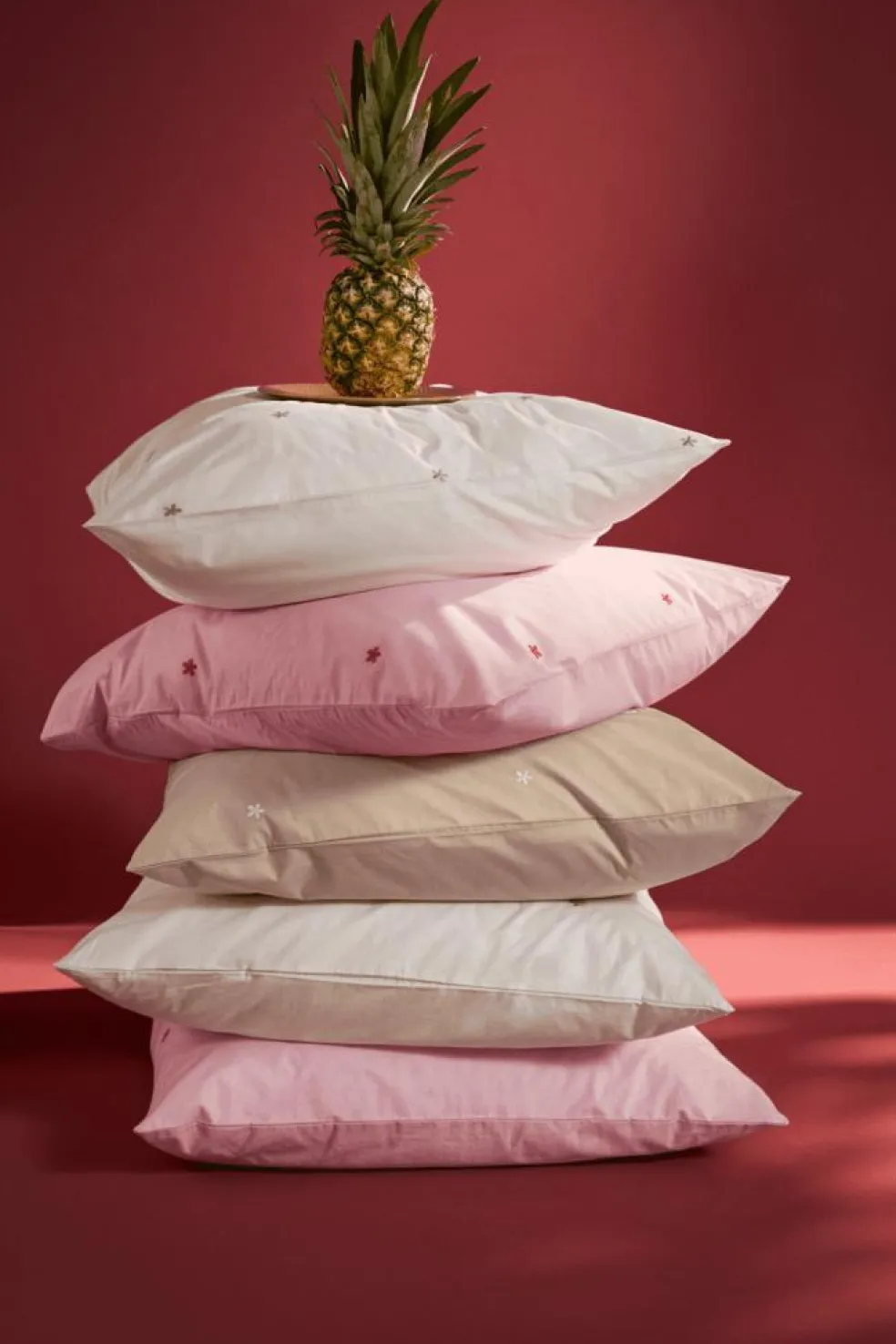 Daisy Bed Set 140x200 + 60x63 cm, White / Light Blue