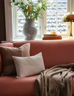 Daisy Cushion Cover 30x50 cm, Light Grey