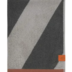 Diagonal Bath Towel 70x133 cm, Olive Green