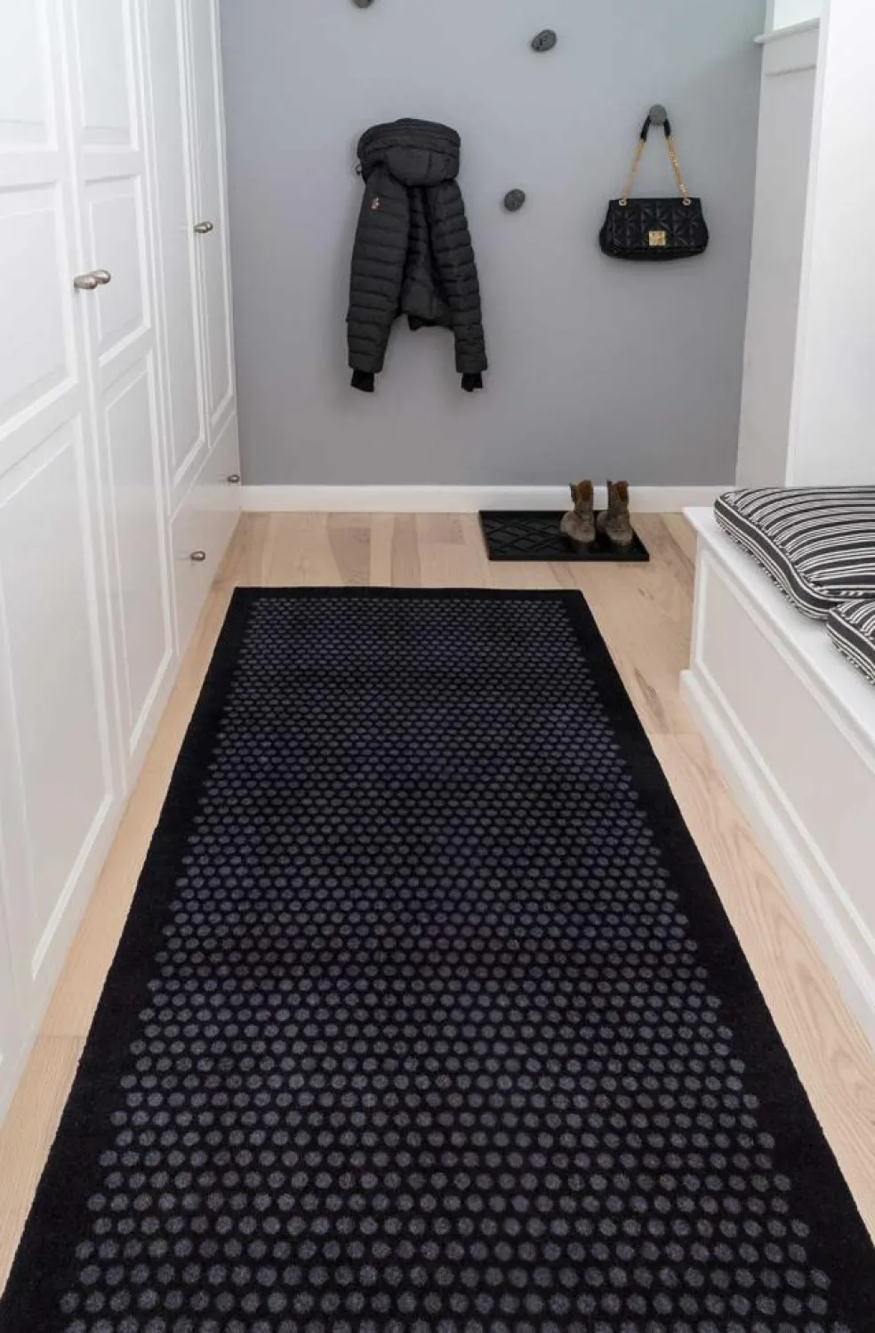 Dot Doormat 40x60cm, Black/Grey