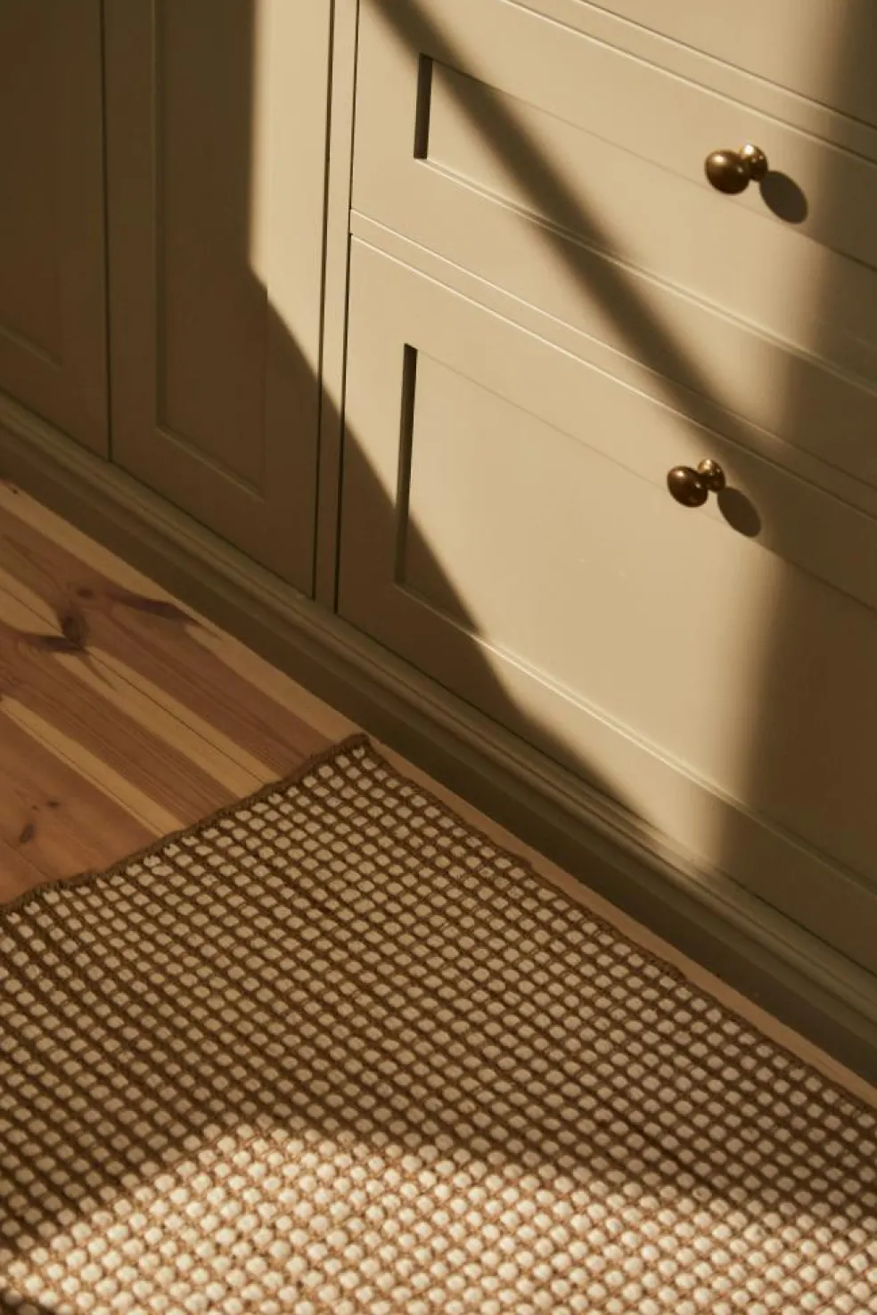 Dotted Wool Rug Natural, 75x150 cm