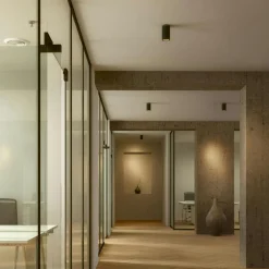 Edgespot Fix 84 Spotlight, Black / Brass