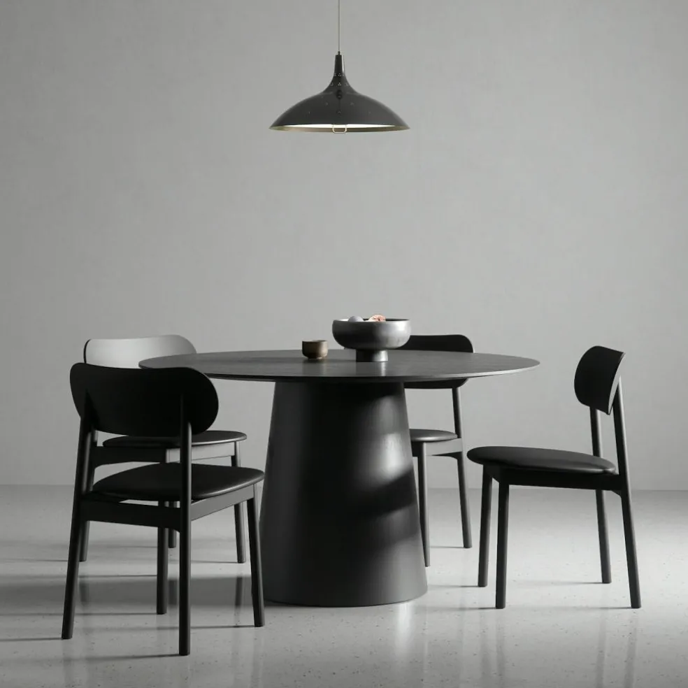 Elephant Chair, Black / Black Leather