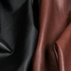 Elephant Chair, Black / Black Leather