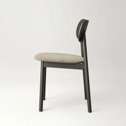 Elephant Chair, Dark Oak / Beige Breeze