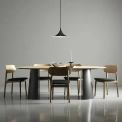 Elephant Chair, Natural Oak / Black Leather