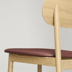 Elephant Chair, Natural Oak / Black Leather