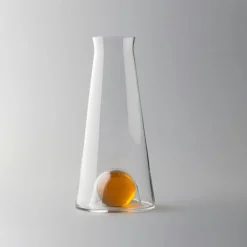 Fia, Carafe, Amber