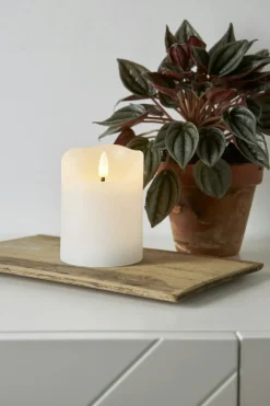 Flamme Rustic LED Pillar Candle White, 10 cm