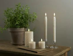 Flamme Swirl LED Pillar Candle 15 cm, White