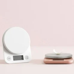 Foodie Kitchen Scale, White