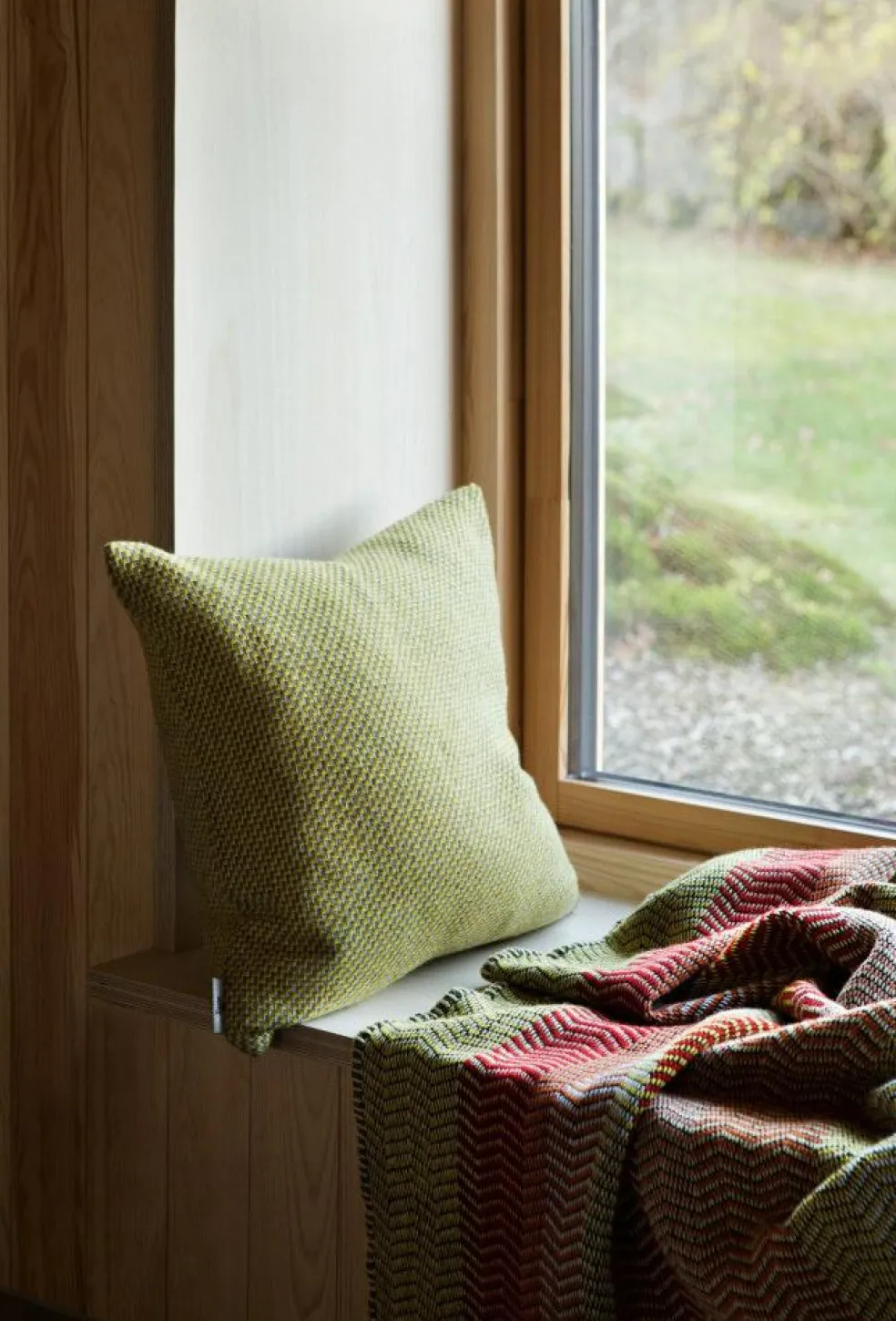 Fri Wool Plaid 150x200 cm, Summer Red