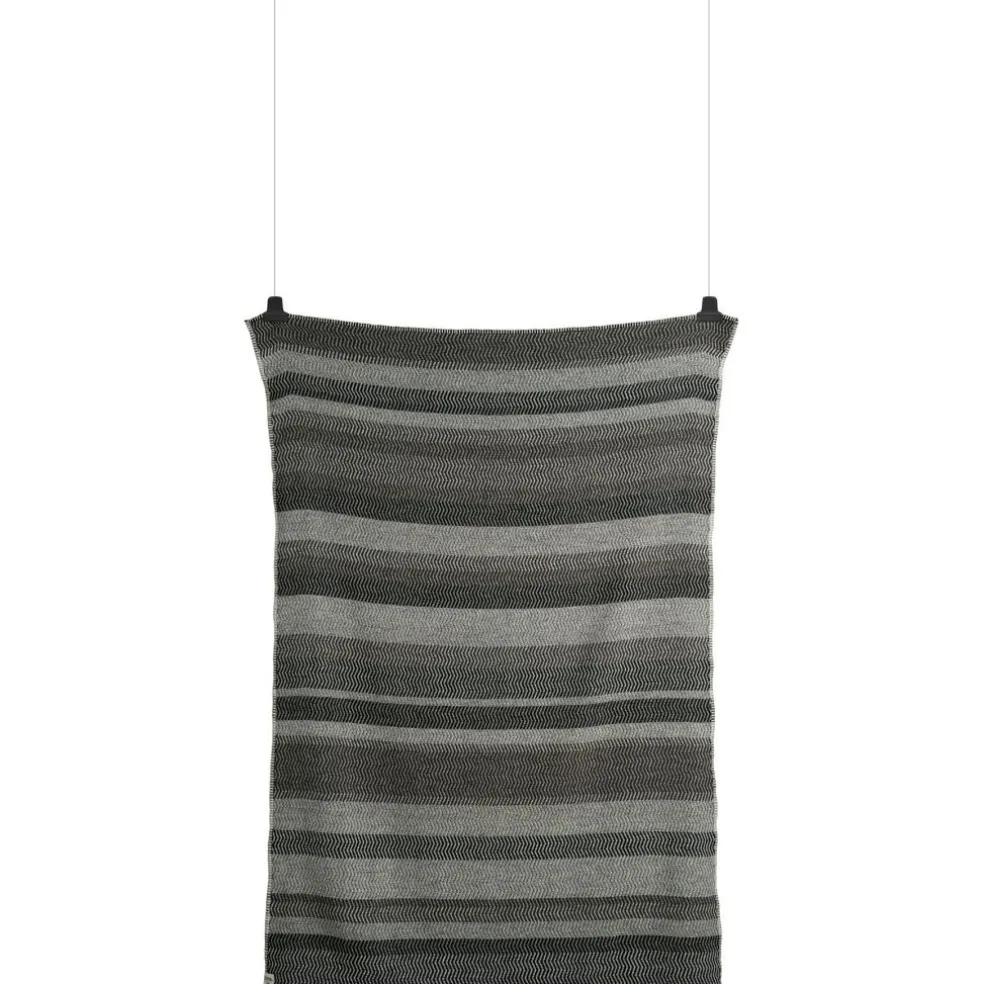 Fri Wool Plaid 150x200 cm, Summer Red