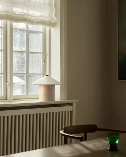 FUTÉ 400 Table Lamp