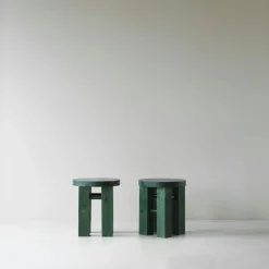 Fyr Stool Pinewood, Dark Green