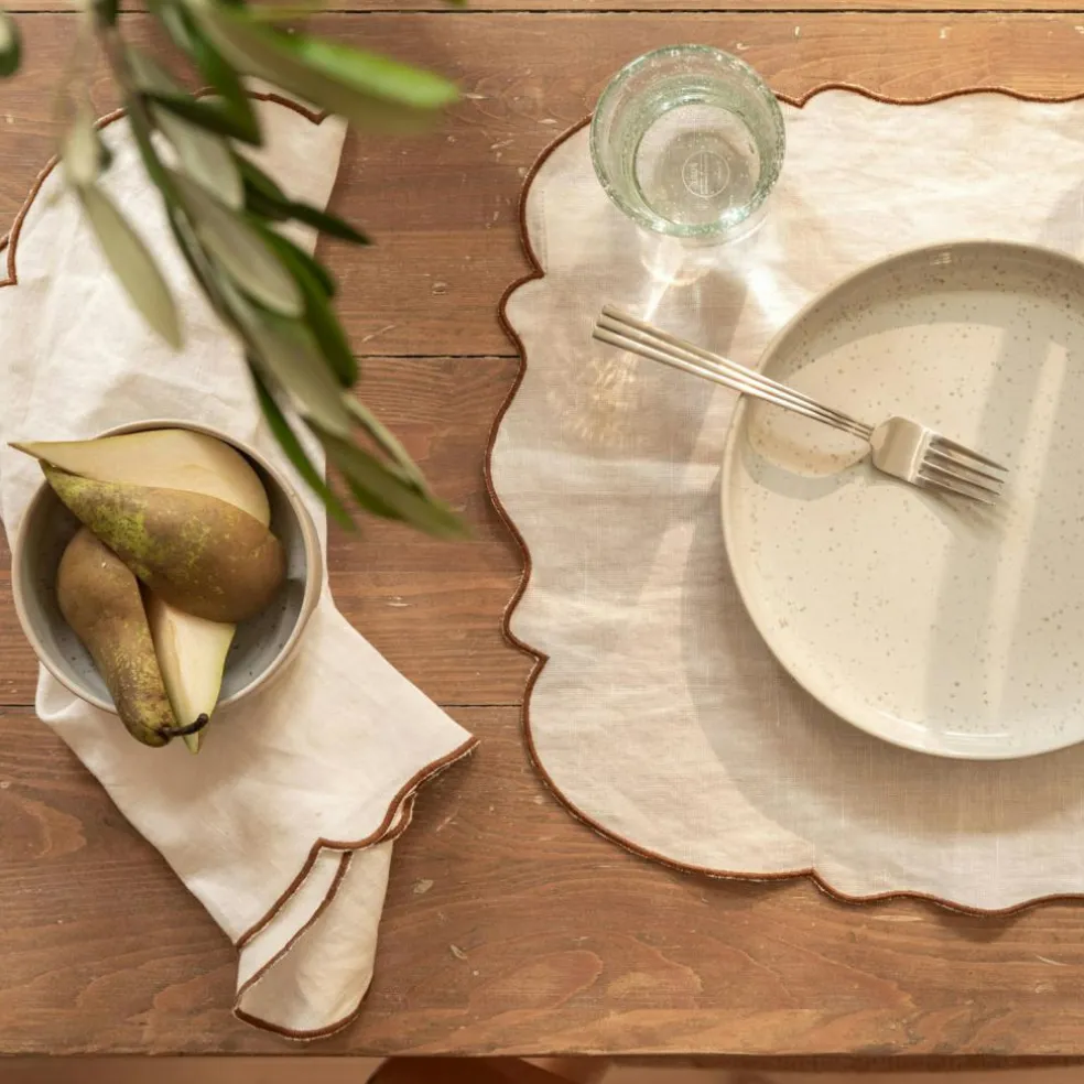 Gia Napkin 45x45 cm 2-pack, White / Brown