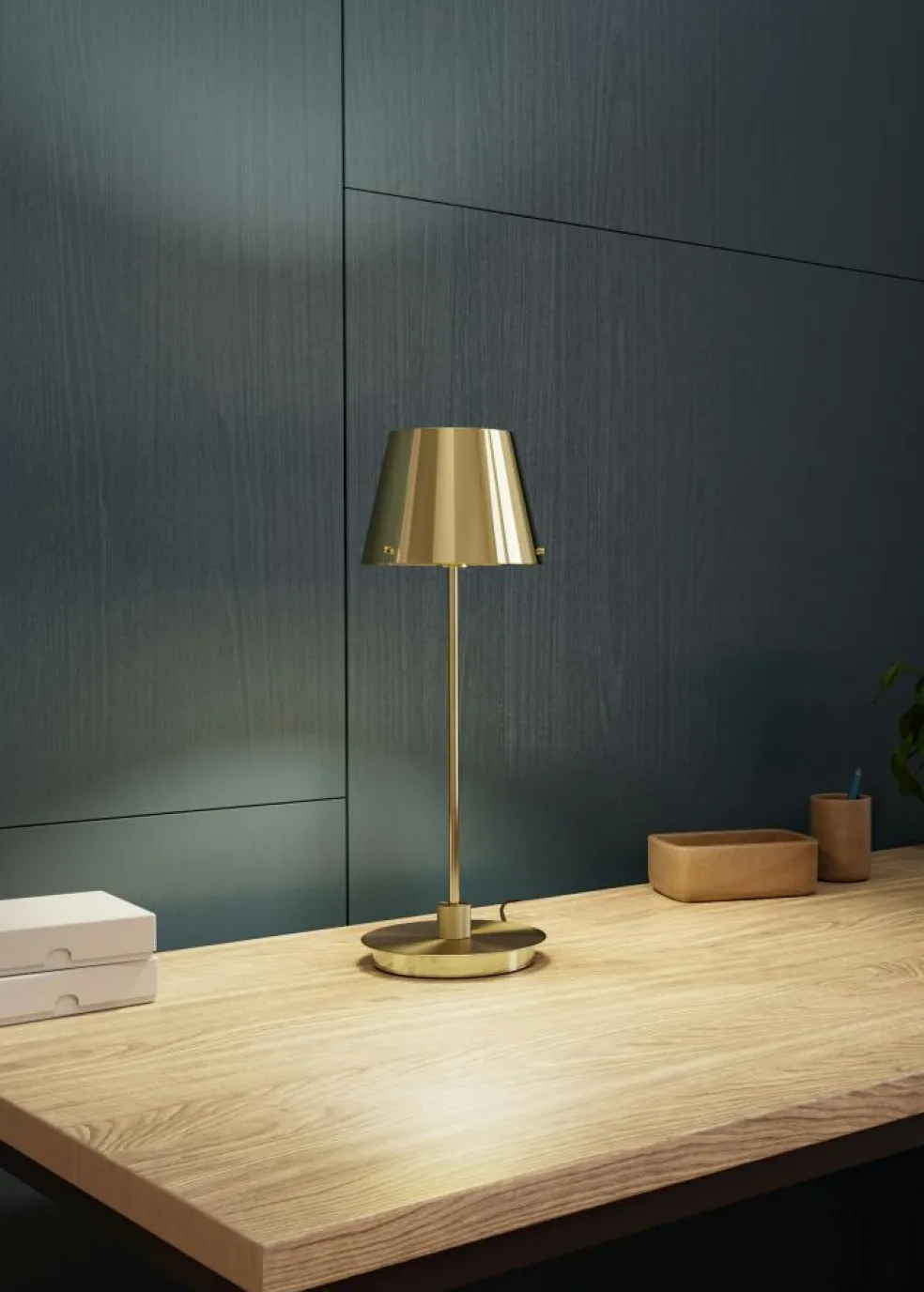 Gil Il Grande Table Lamp, Satin Brass