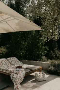 Grapes Pink Bath Towel, 70x140 cm