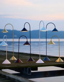 Grasp Table Lamp Portable 47 cm, Matt White