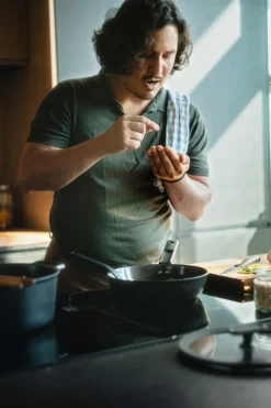 Hard Face Sauté Pan With Lid 24 cm