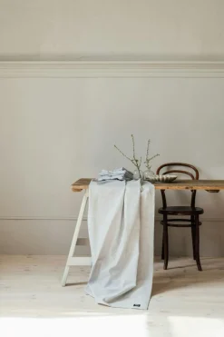 Hedvig Table Cloth Treated 140x240 cm Chambray, Dark Grey / Grey