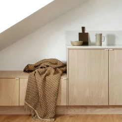 Isak Throw 150x210 cm, Green Meadow