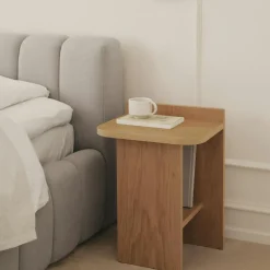 Ismo Side Table, Dark Oak