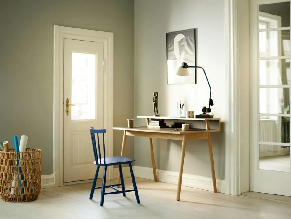 J46 Chair, Dark Blue
