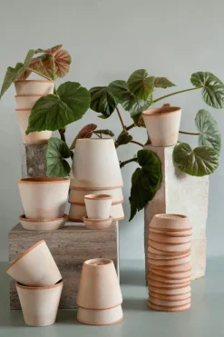 Julie Pot With Saucer Pink Ø40 cm