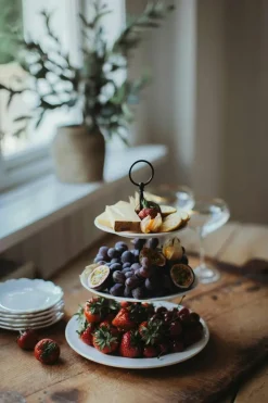 Kafi Cake Stand White, 2 Tiers