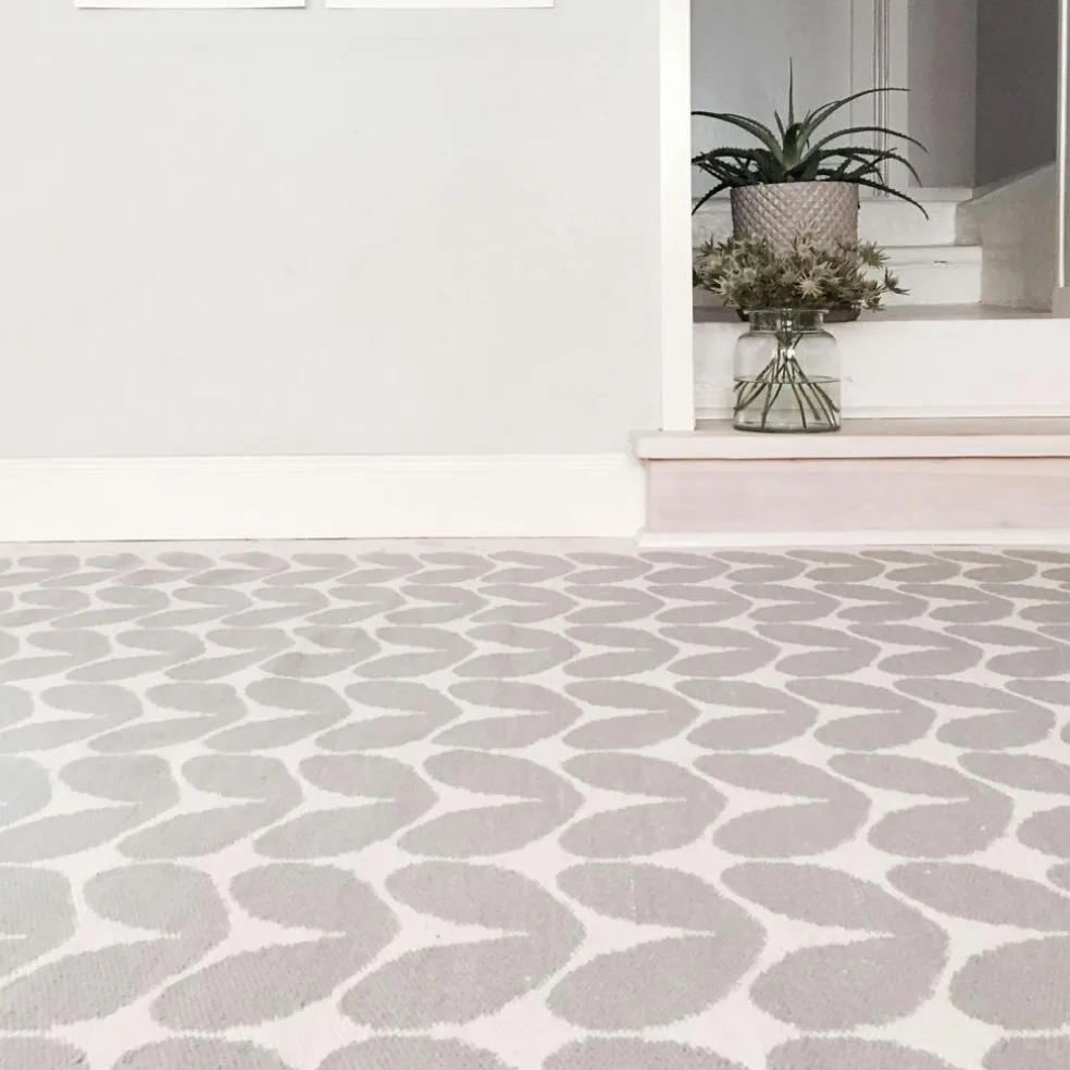 Karin Rug Black, 150x200 cm