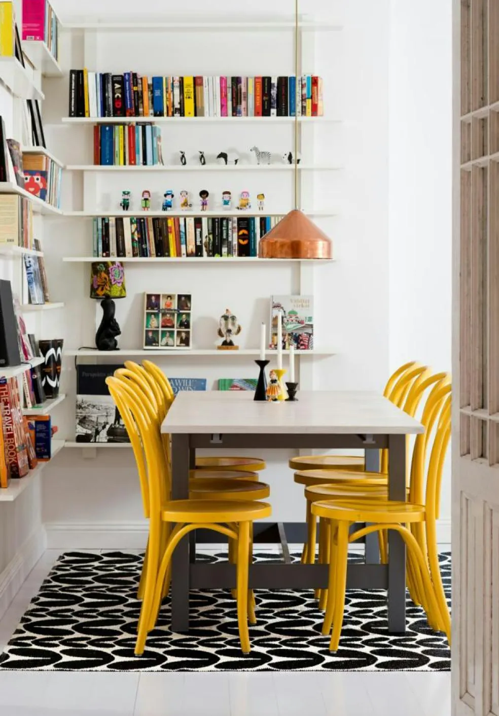 Karin Rug Black, 150x200 cm