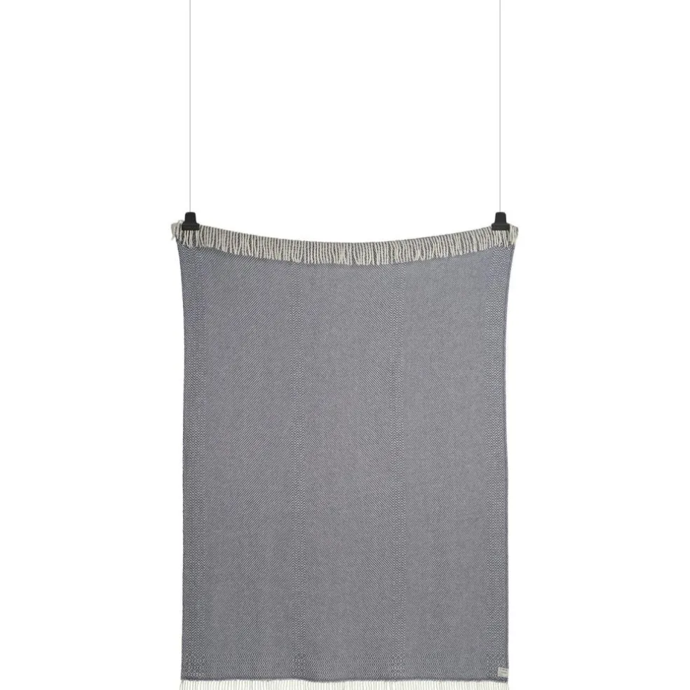 Kattefot Throw 150x220 cm, Light Grey