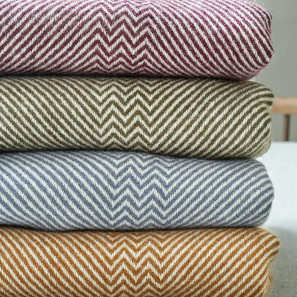 Kattefot Throw 150x220 cm, Light Grey