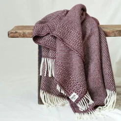 Kattefot Throw 150x220 cm, Light Grey