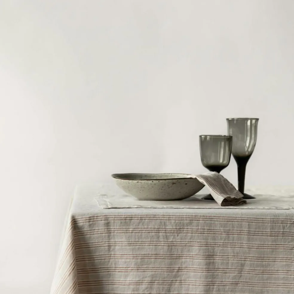 Linen Table Cloth 145x145 cm, Warm Grey