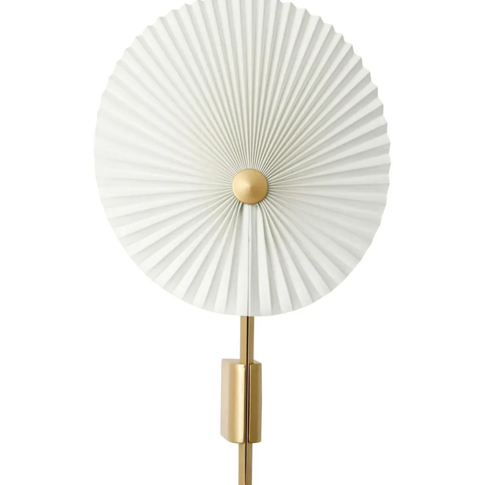 Liris Wall Lamp, Black