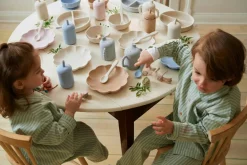 Little Poppy Childrens Tableware 4 Pieces, Light Pink