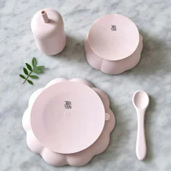 Little Poppy Childrens Tableware 4 Pieces, Light Pink