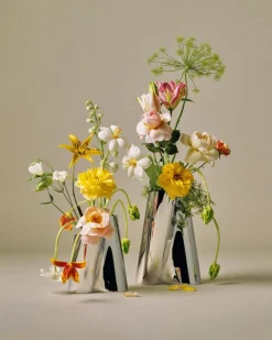 Lituus Floor Vase H50.9 cm