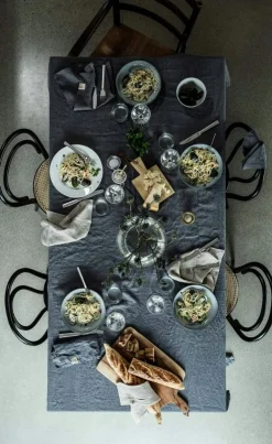 Lovely Table Cloth 145x300 cm, Jeep Green