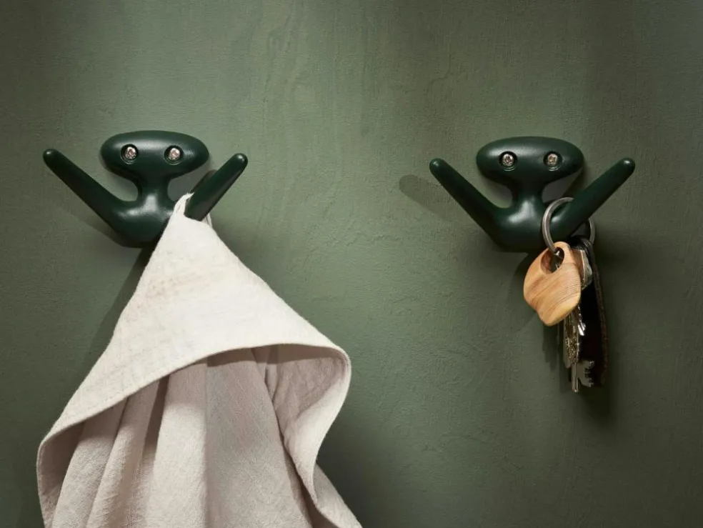 Mama Hook, Aluminium