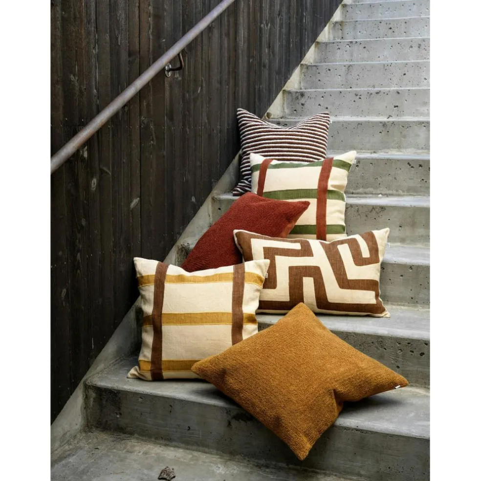 Mani Cushion Cover Bouclé 40x60 cm, Terracotta