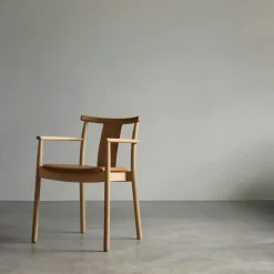 Merkur Armchair, Black Oak / Black Leather