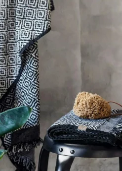 Morocco Guest Towel 35x55 cm 2-pack, Black / White