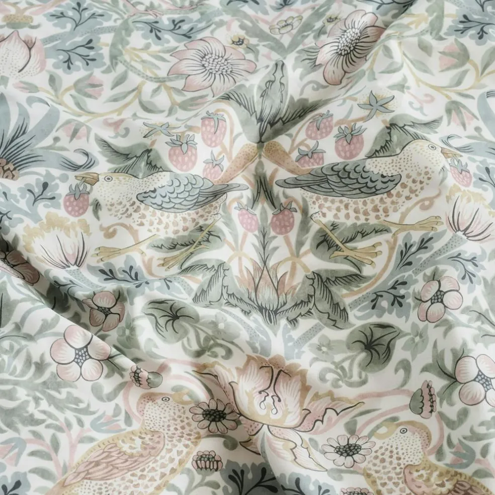 Morris & Co. Strawberry Thief Duvet Cover, 150x210 cm