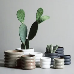 Mud Pot Medium, White