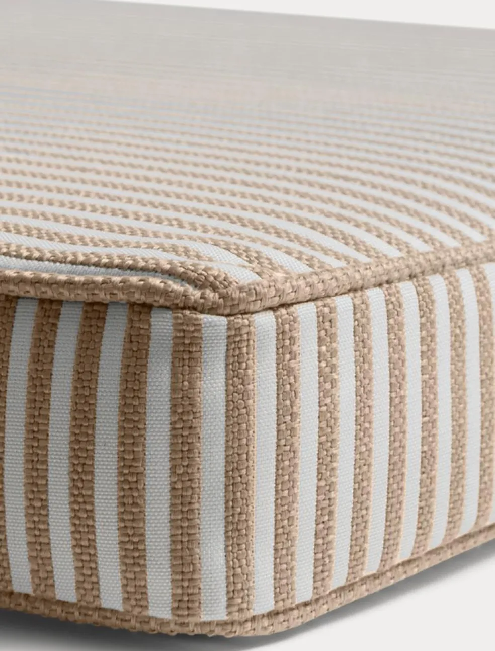Narrow Stripe Cushion 45x45 cm, Beige