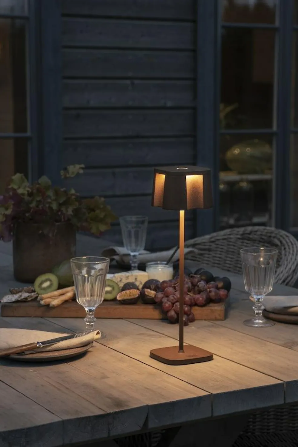 Nice Table Lamp Portable, Black