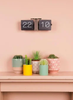 No Case Flip Wall/Table Clock, Black/Chrome